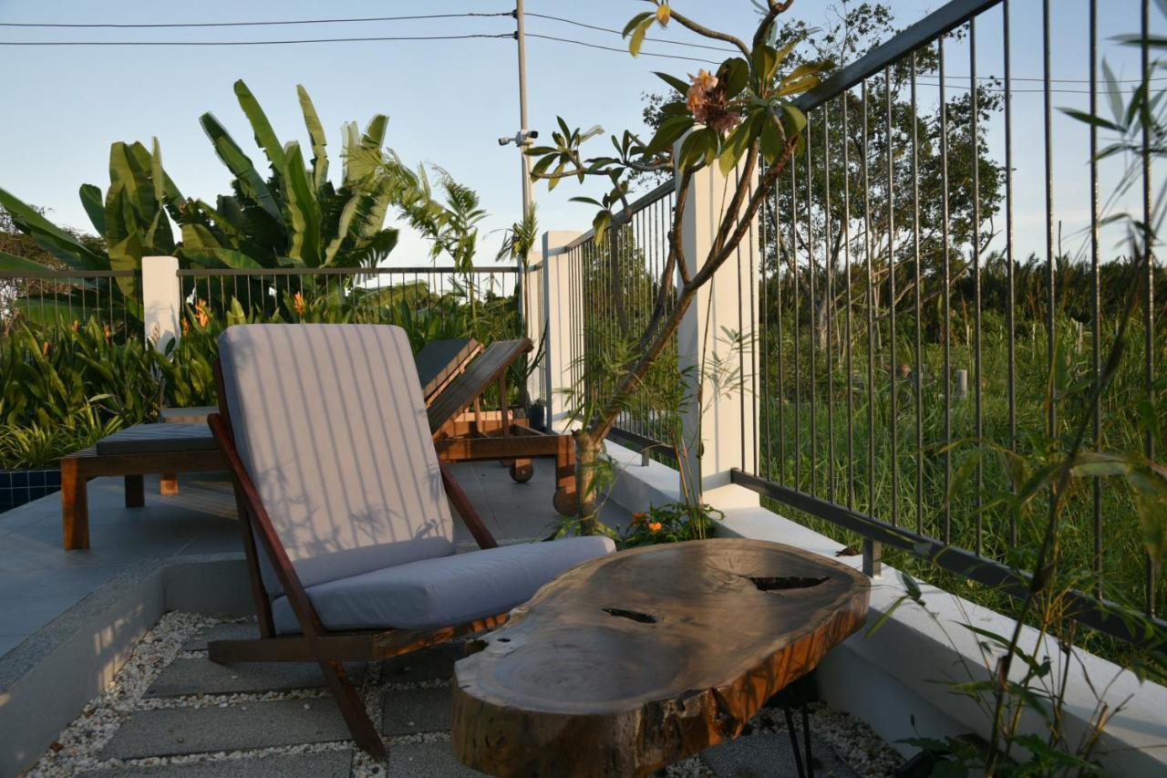 Green Lung Pool Villas Bangkok Bang Krasop エクステリア 写真