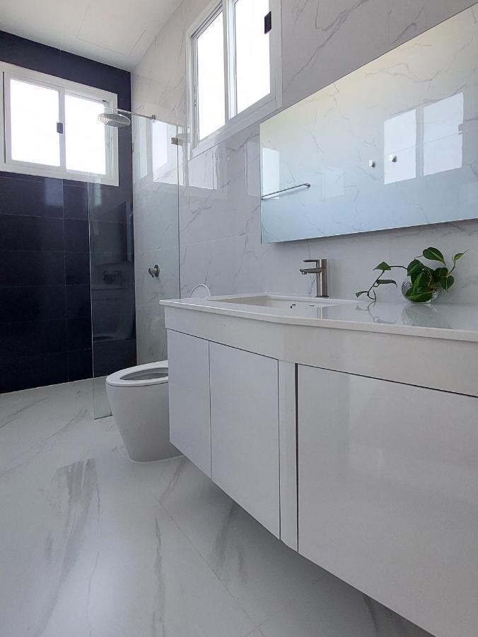 Green Lung Pool Villas Bangkok Bang Krasop エクステリア 写真
