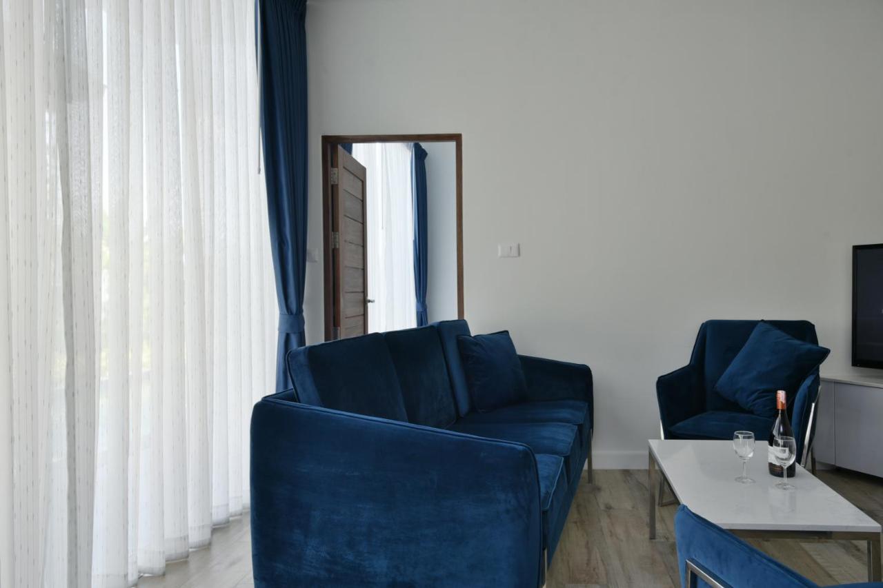 Green Lung Pool Villas Bangkok Bang Krasop エクステリア 写真