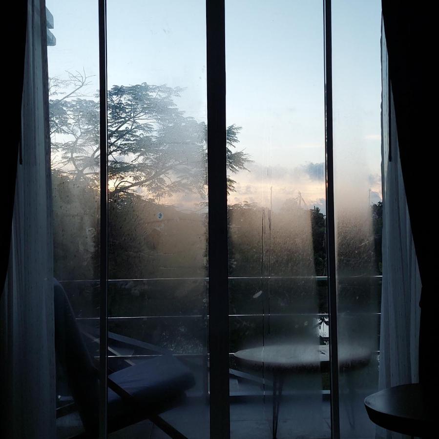 Green Lung Pool Villas Bangkok Bang Krasop エクステリア 写真